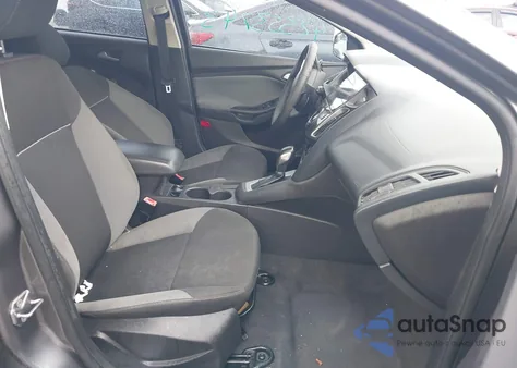 2013 Ford Focus Se z USA, uszkodzony, nr VIN 1FADP3K21DL259989